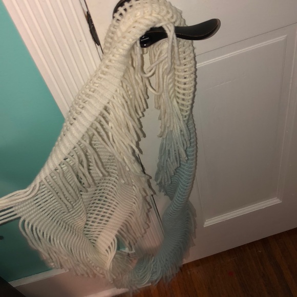 Scarf - Picture 2 of 3